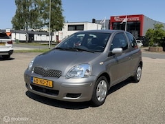 Toyota Yaris - 1.3 VVT-i Sol AUTOMAAT