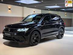 Volkswagen Tiguan - 1.4 TSI Business R-LINE |Pano|Matrix|Keyless|Blindspot|