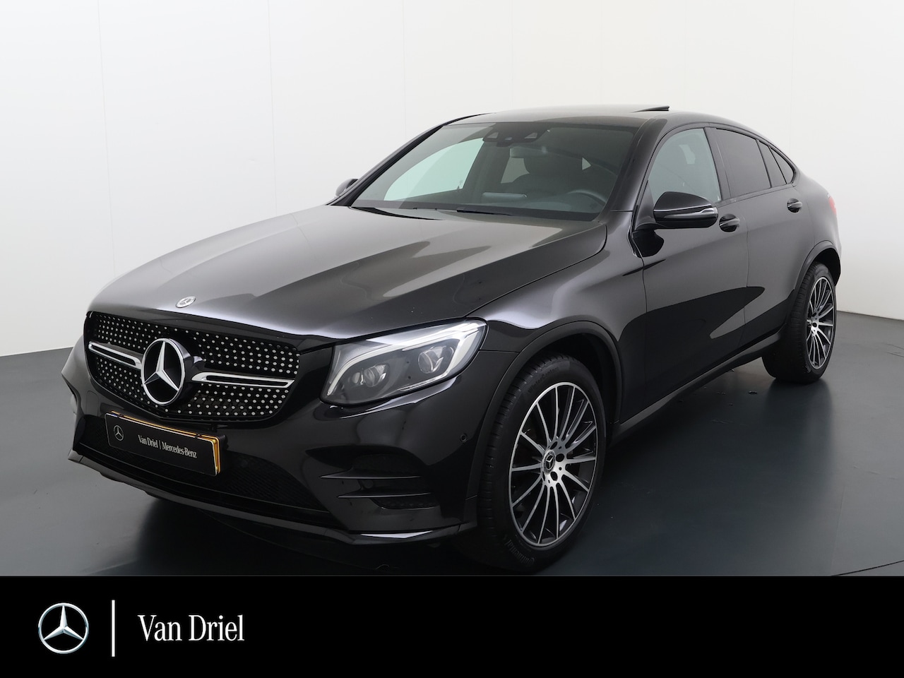 Mercedes-Benz GLC-klasse Coupé - 220 d 4MATIC AMG line | Schuifdak Trekhaak HUD Memory Burmester - AutoWereld.nl