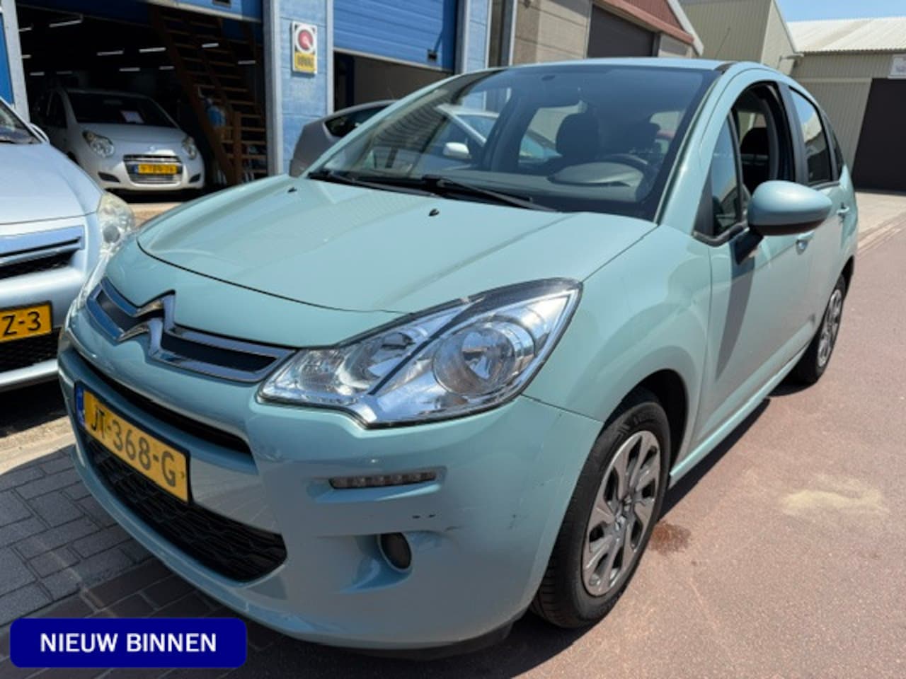 Citroën C3 - 1.2 PureTech Tendance 2016 NAP EURO 6 benzine Boekjes en rekeningen zijn aanwezig. - AutoWereld.nl