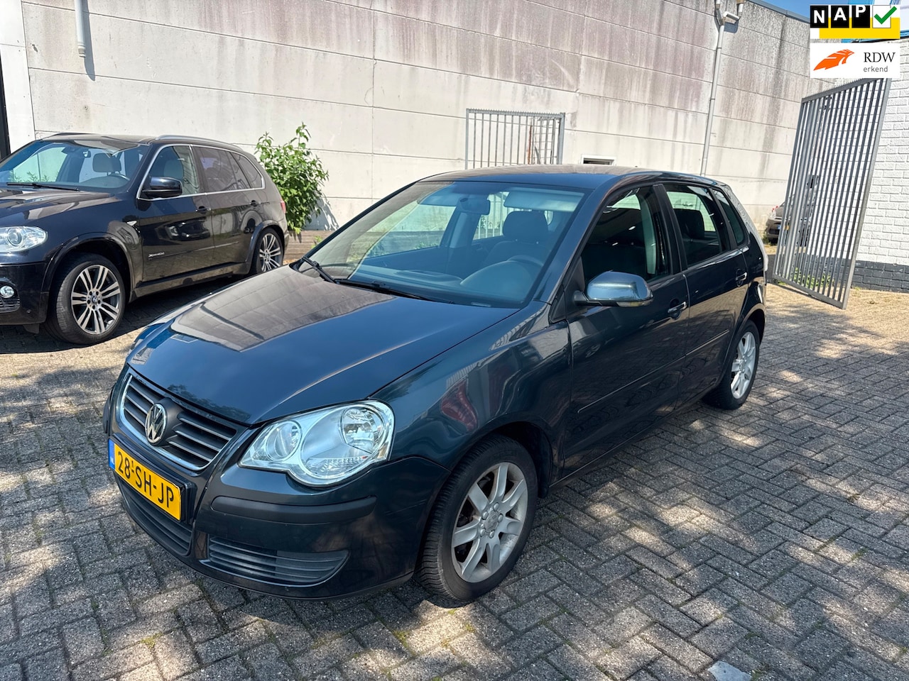 Volkswagen Polo - 1.4-16V Comfortline BJ 2006 AIRCO 5 DEURS APK - AutoWereld.nl