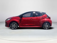 Toyota Yaris - 1.5 Hybrid Executive | 17 inch LM-velgen | Carplay | Stoelverwarming | Bi-tone exterieur |