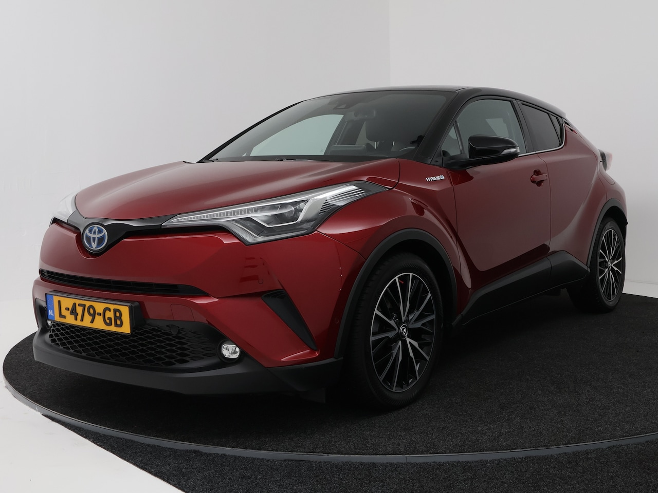 Toyota C-HR - 1.8 Hybrid Bi-Tone | Navigatie | Leder | PDC | BLS | - AutoWereld.nl