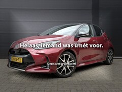 Toyota Yaris - 1.5 Hybrid Executive | Bi-Tone | Afn. trekhaak | Navigatie | Head-Up Display | NL-auto