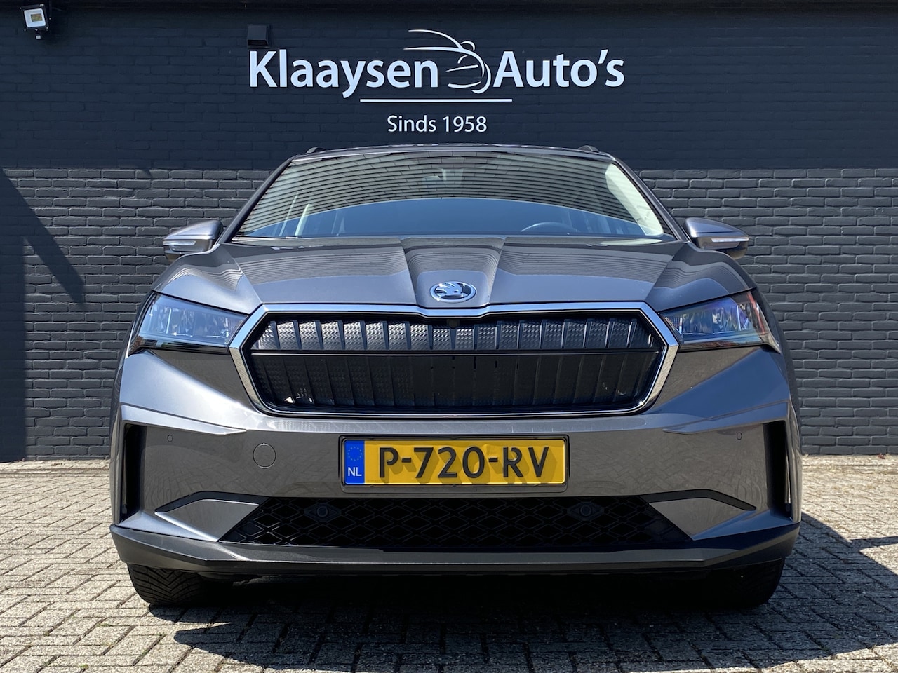 Skoda Enyaq iV - 60 180 pk | 1e eigenaar | dealer onderh. | navigatie | trekhaak | stoel/stuurverwarming | - AutoWereld.nl