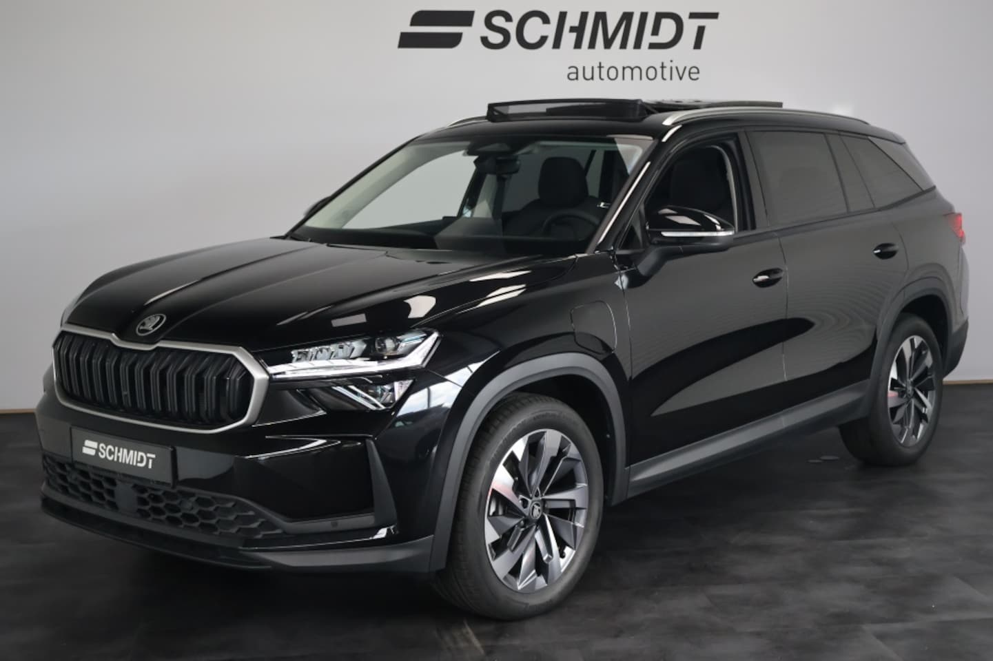Skoda Kodiaq - 1.5 TSI PHEV Sport Business Plus DSG | Panoramadak | Trekhaak - AutoWereld.nl