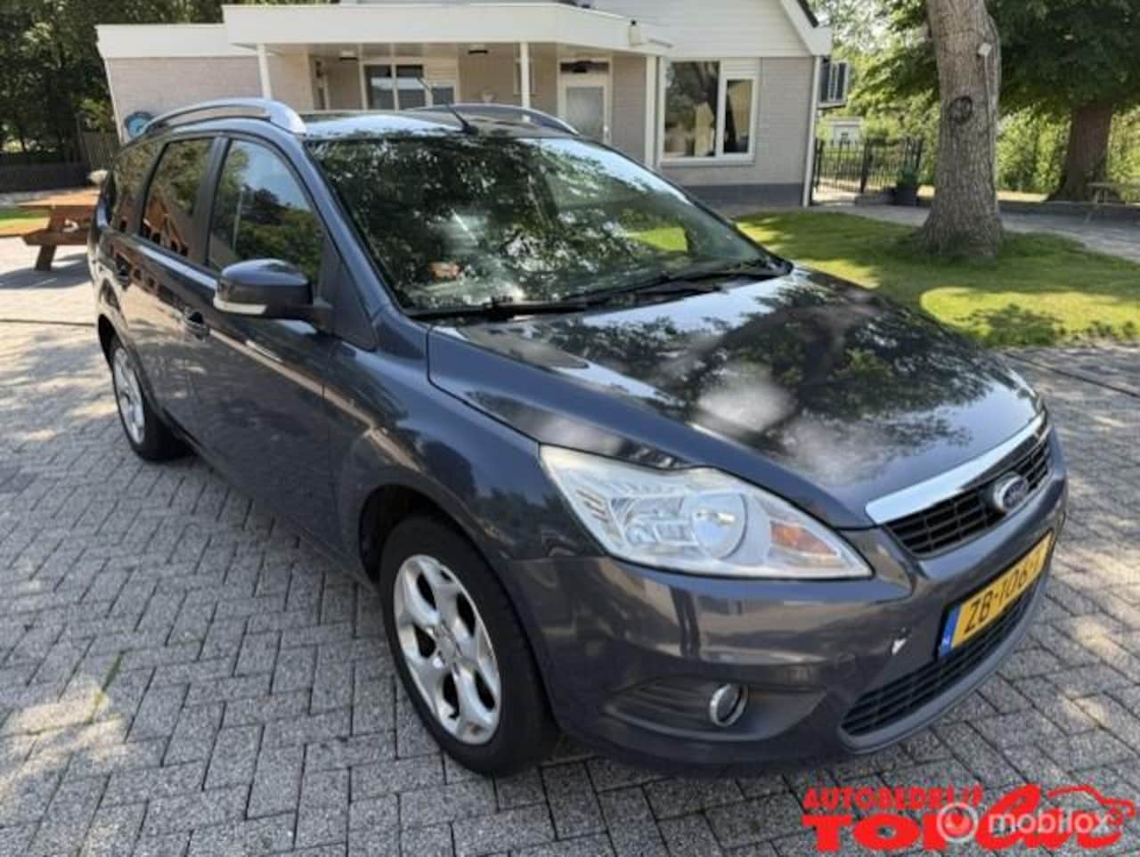 Ford Focus Wagon - 1.6 Titanium ""Apk 25-6-2027"" - AutoWereld.nl