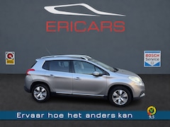 Peugeot 2008 - 1.2 PureTech Allure Pano, Navi
