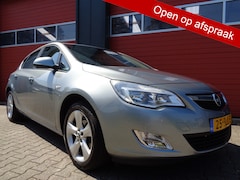 Opel Astra - 1.4 Turbo Edition 141PK Clima Cruise 6-BAK NL-Auto