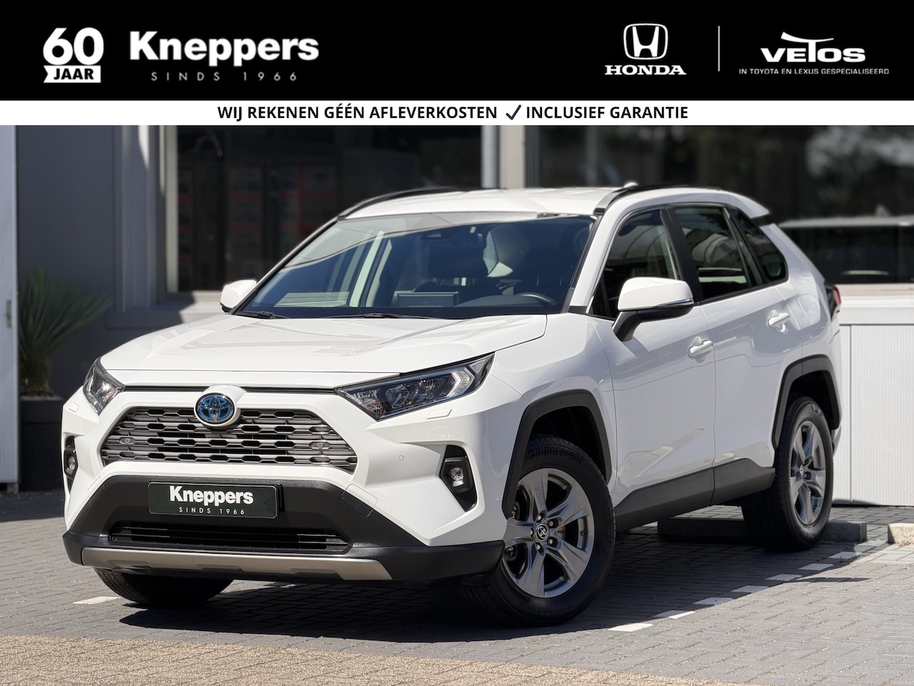 Toyota RAV4 - 2.5 Hybrid AWD Business | GEEN AFLEVERKOSTEN |  Elektrische achterklep, Apple/Android, Par - AutoWereld.nl