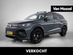 Volkswagen Tiguan - 1.5 eTSI R-Line Edition | 150PK | Automaat | Black Style | Trekhaak | 360* Camera | Panora