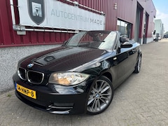 BMW 1-serie Cabrio - 120i High Executive // 122 DKM NAP // Automaat // Clima // Cruise control // PDC // Leder