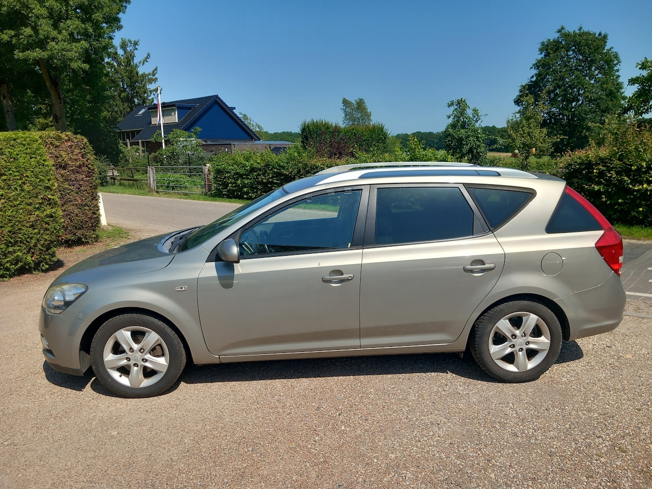 Kia Cee'd - 1.4 CVVT X-ecutive Airco!Cruise Control! Navigatie! - AutoWereld.nl