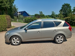 Kia Cee'd - 1.4 CVVT X-ecutive Airco!Cruise Control! Navigatie!