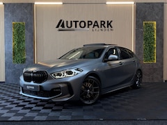 BMW 1-serie - 118i High Executive M-SPORT|PANO|HARMAN KARDON|KEYLESS|FABRIEKSGARANTIE|CARPLAY|CAMERA|AMB