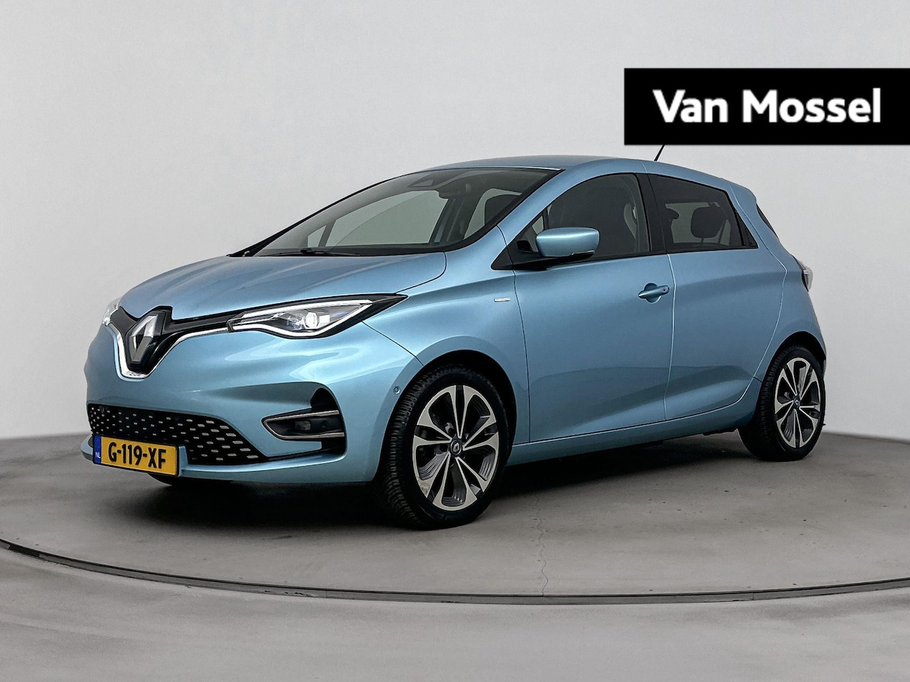Renault Zoe - R135 Edition One 52 kWh 136PK | Trekhaak | Navigatie 9,3'' | BOSE Audio | Achteruitrijcame - AutoWereld.nl