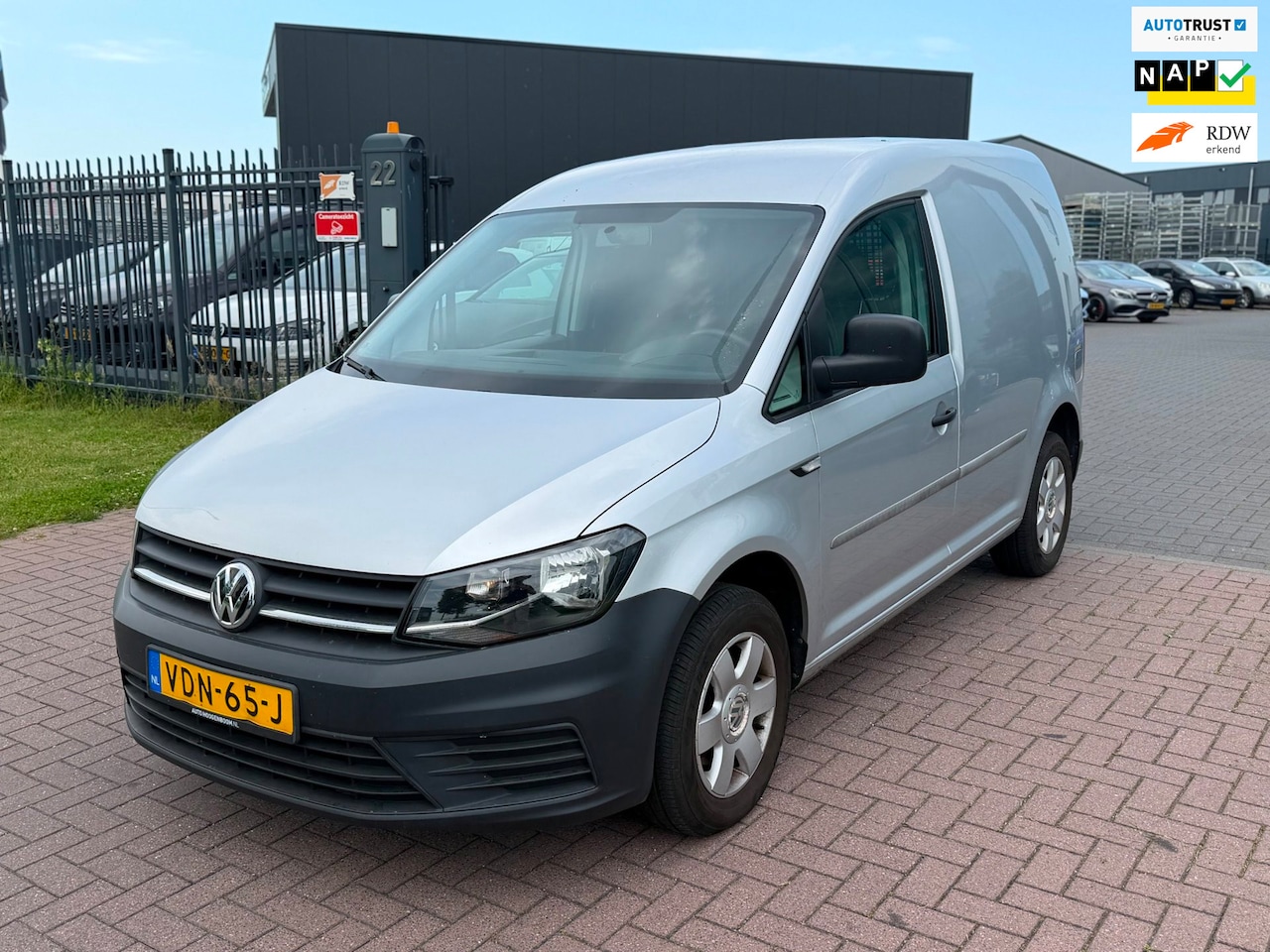 Volkswagen Caddy - 2.0 TDI L1H1 BMT Economy Business 2019 NAP Dealer ondh - AutoWereld.nl