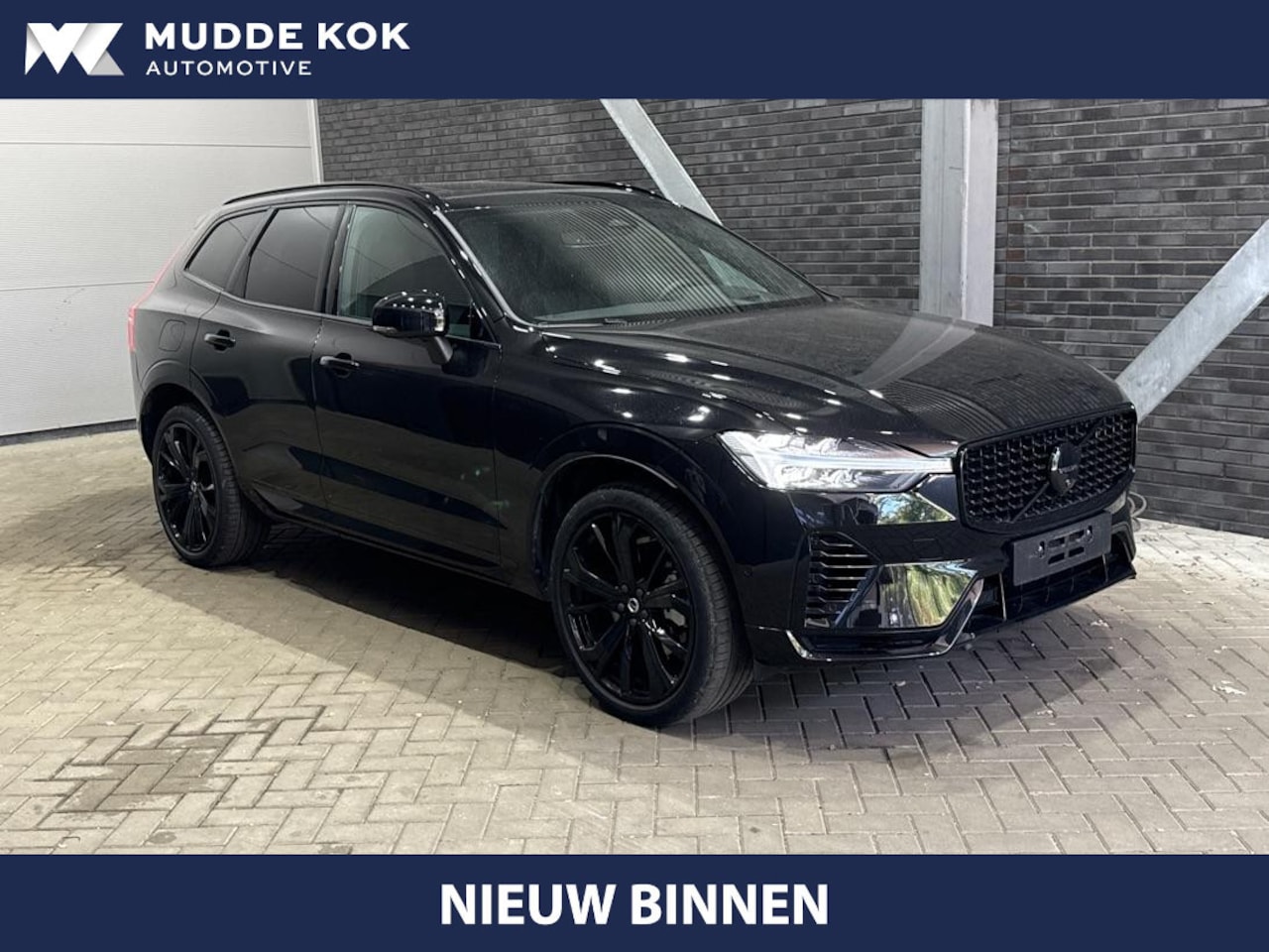 Volvo XC60 - 2.0 T8 Plug-in hybrid AWD Ultra Black Edition | ACC | Massage+Ventilatie | Head-Up | Trekh - AutoWereld.nl