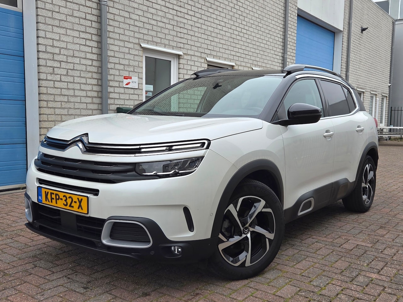 Citroën C5 Aircross - 1.2 PureTech Airco-Navi-Camera-Leer - AutoWereld.nl