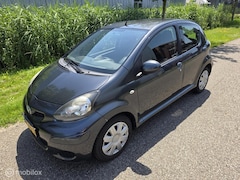 Toyota Aygo - 1.0-12V Dynamic Blue AUTOMAAT, AIRCO, APK
