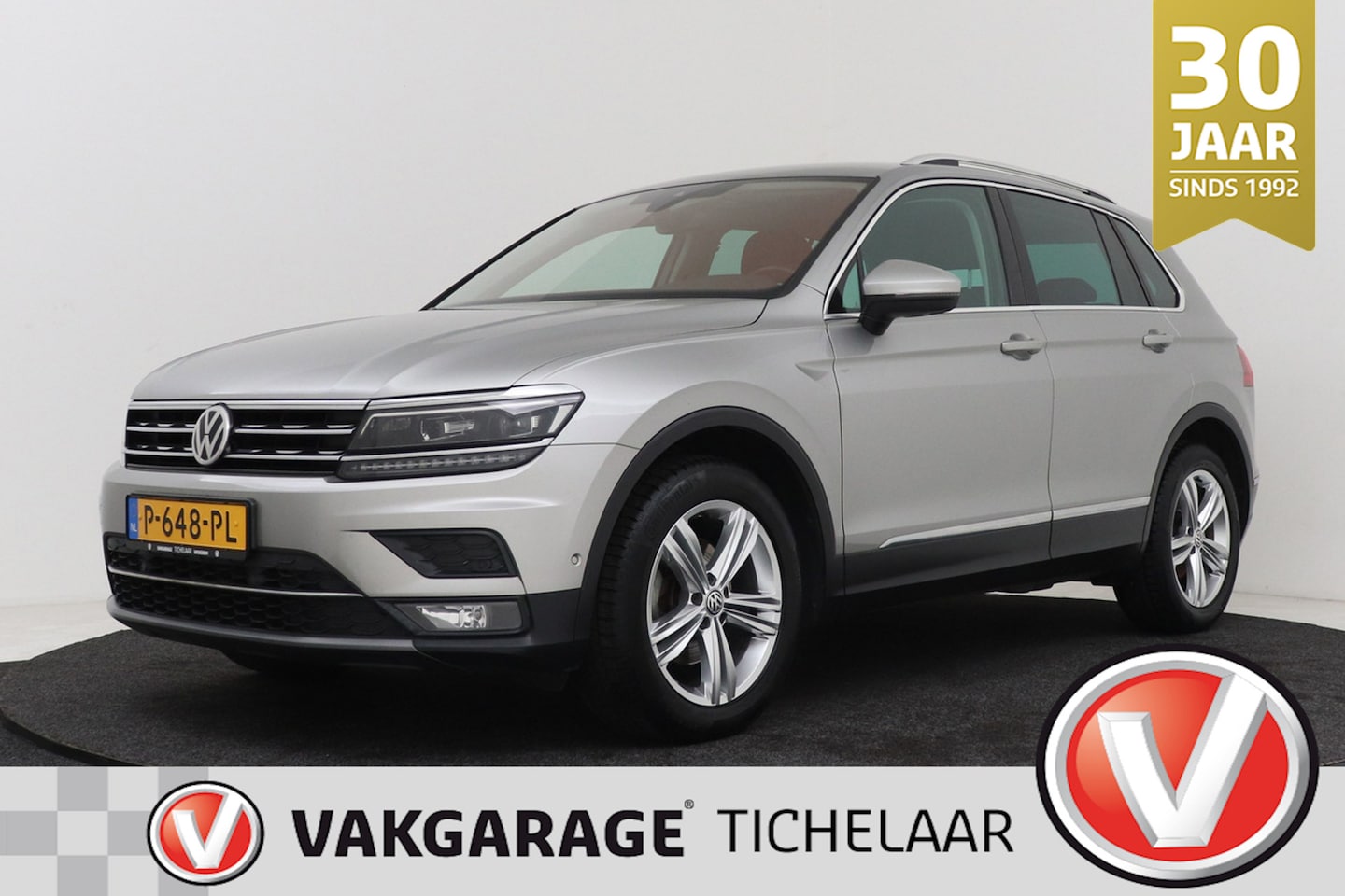 Volkswagen Tiguan - 1.4 TSI Comfortline Business | Camera | Digital Cockpit | CarPlay | Blind Spot | Stuur-/St - AutoWereld.nl