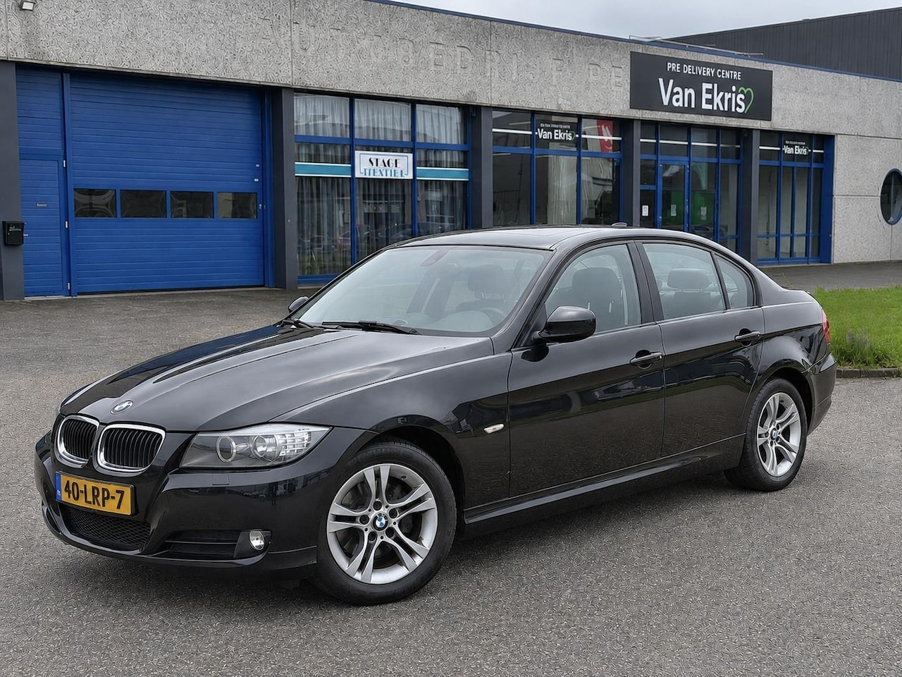 BMW 3-serie - 316i Business 2010 Airco Keyless Cruise 6-BaK - AutoWereld.nl