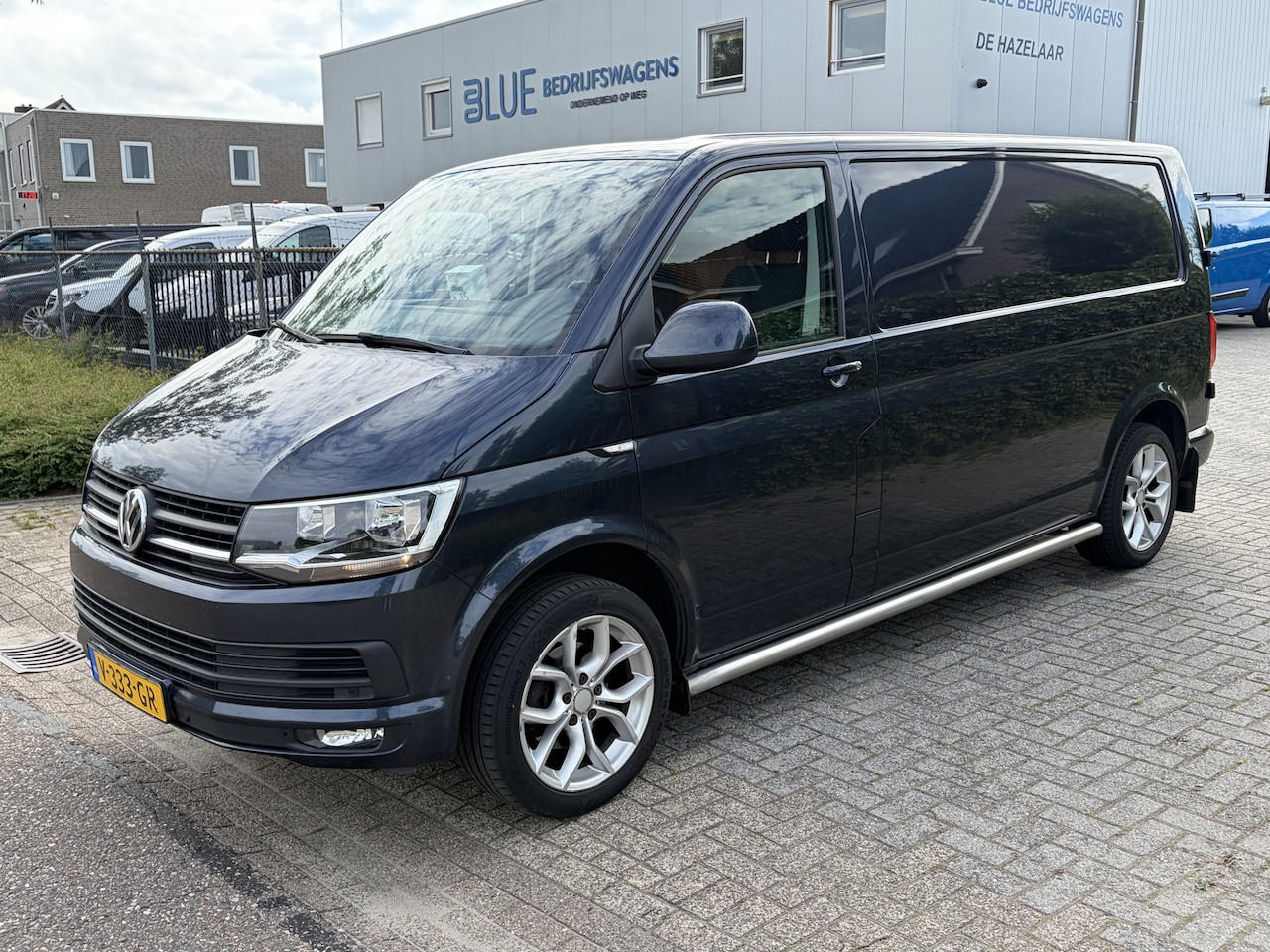 Volkswagen Transporter - T6 2.0 TDI 150PK Euro6 DSG7 Automaat L2 Highline ✓ 2x Schuifdeur ✓ Navigatie ✓ Camera - AutoWereld.nl