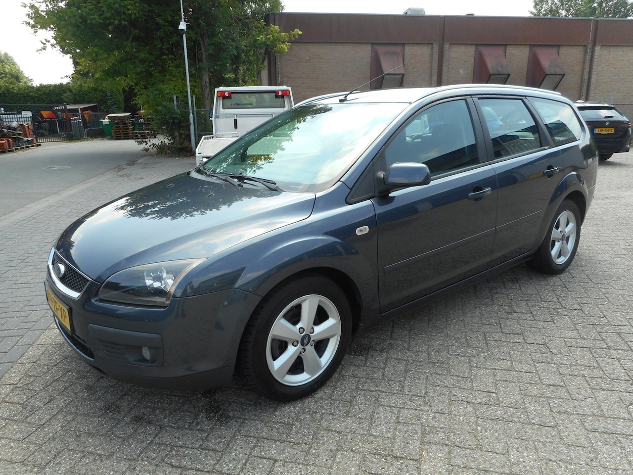 Ford Focus Wagon - 1.8-16V Ambiente FlexiFuel 1.8-16V Ambiente Flexifuel - AutoWereld.nl