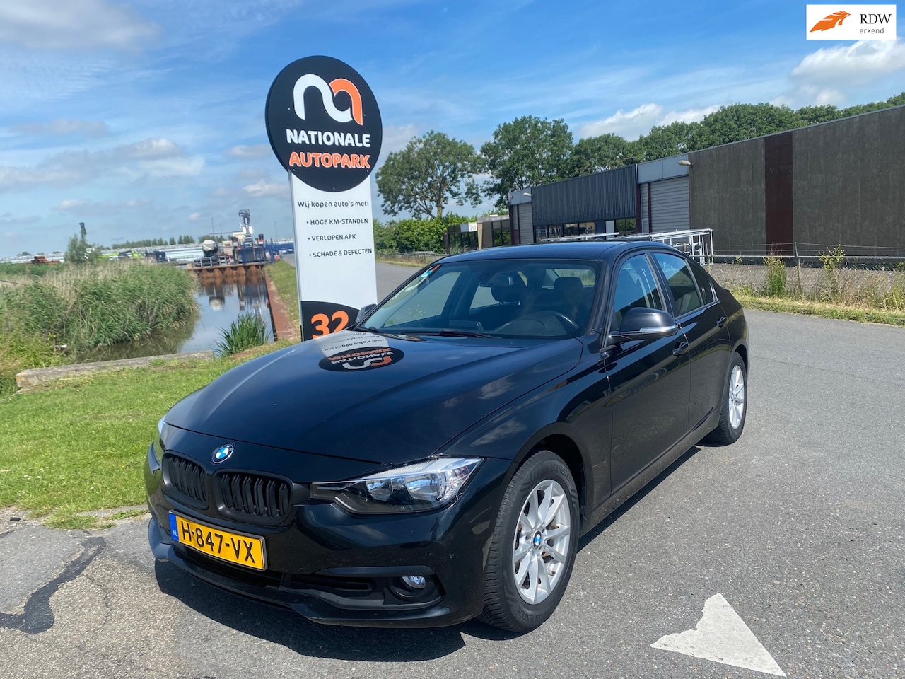 BMW 3-serie - | 2017 | 318d High Executive | Top auto | APK - AutoWereld.nl