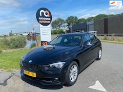 BMW 3-serie - | 2017 | 318d High Executive | Top auto | APK
