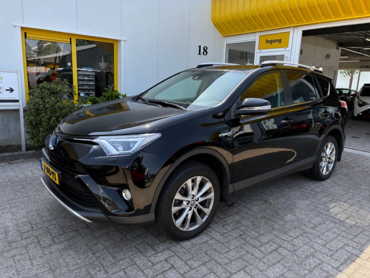 Toyota RAV4 - 2.5 Hy. AWD Ex. Bns - AutoWereld.nl