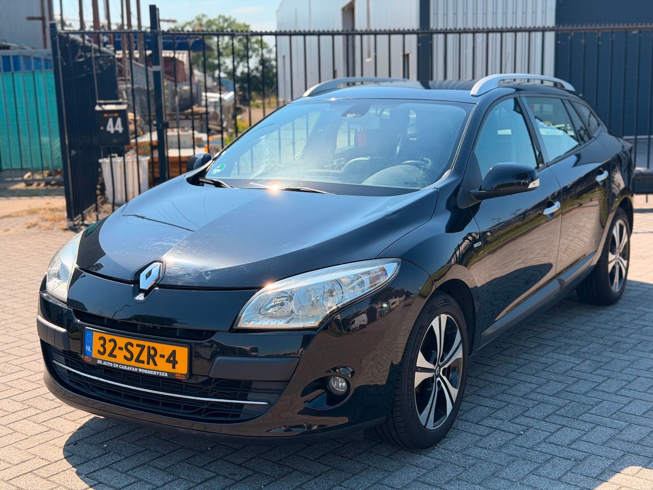 Renault Mégane Estate - 1.4 TCe Bose Navi Clima Leer - AutoWereld.nl