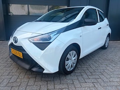 Toyota Aygo - 1.0 VVT-i x-fun Airco, NAP, BT, Carkit