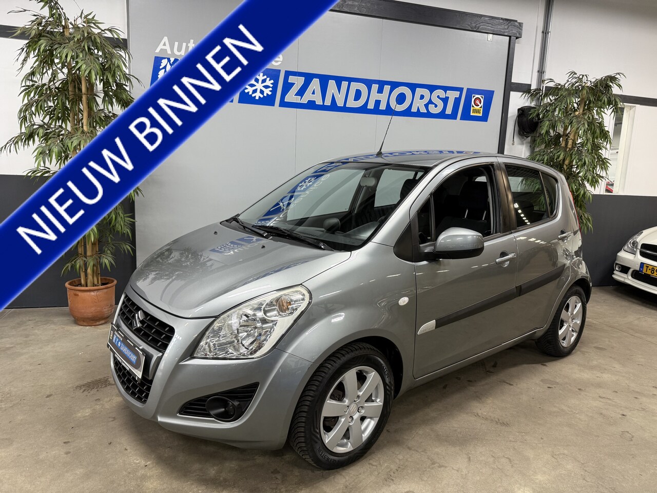 Suzuki Splash - 1.0 VVT Comfort EASSS // Airco // Lm velgen // Trekhaak - AutoWereld.nl