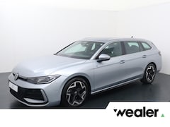 Volkswagen Passat Variant - 1.5 eTSI R-Line Business | 150 PK | Automaat | Trekhaak wegklapbaar | Adaptive Cruise Cont