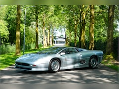 Jaguar XJ - XJ220 M1207