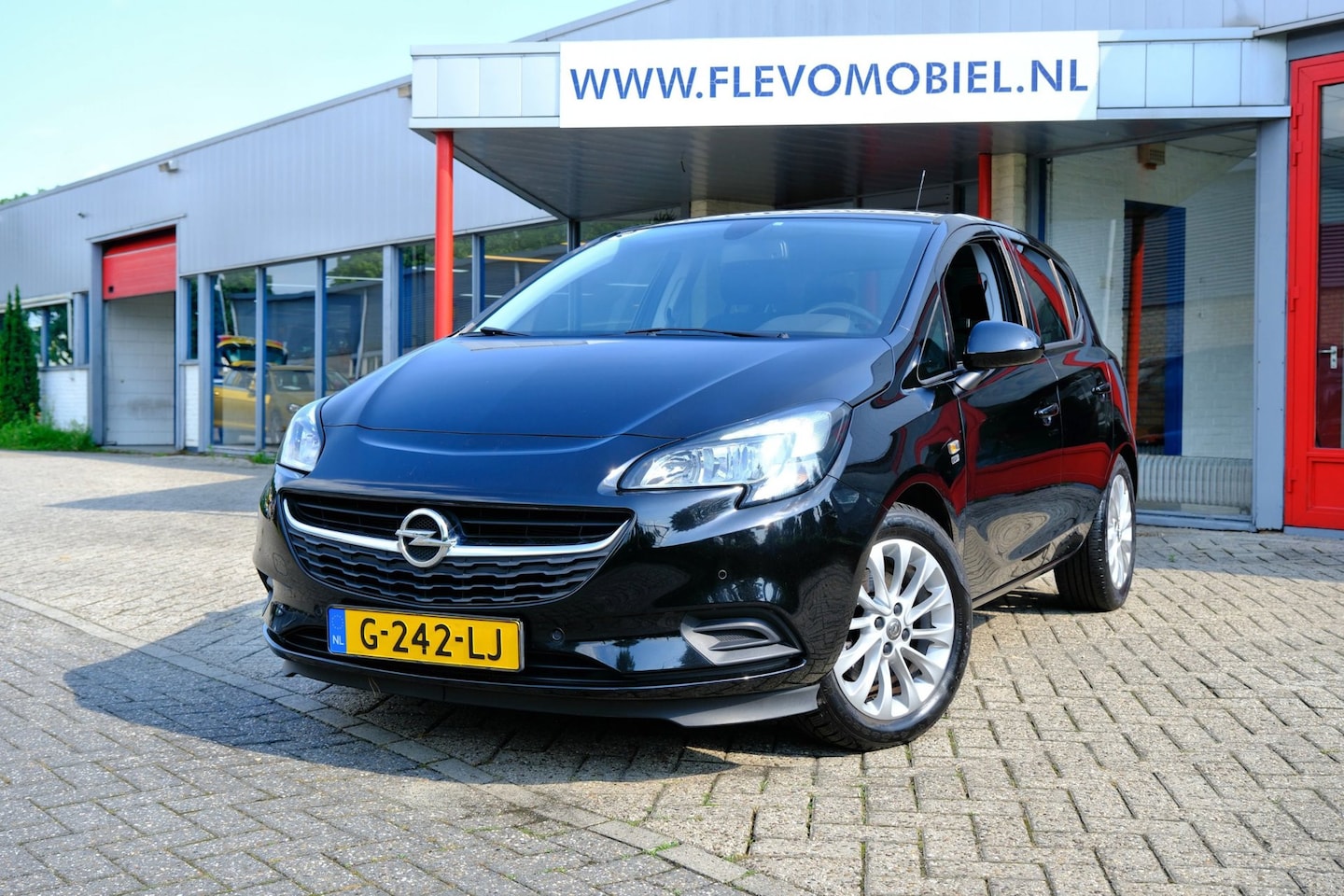 Opel Corsa - 1.0 Turbo 120 Jaar Edition 5-drs Navi|Clima|Cam|PDC|LMV - AutoWereld.nl
