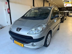 Peugeot 1007 - 1.6-16V Gentry 2é Eigenaar/162538KM NAP/CRUISE CONTROL