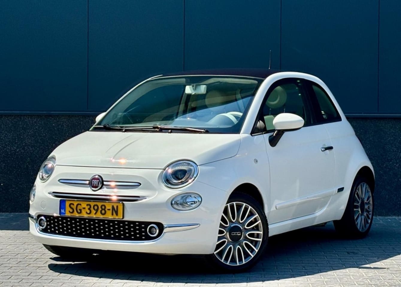 Fiat 500 - 1.2 Lounge Panorama Dak | Navi | DAB - AutoWereld.nl