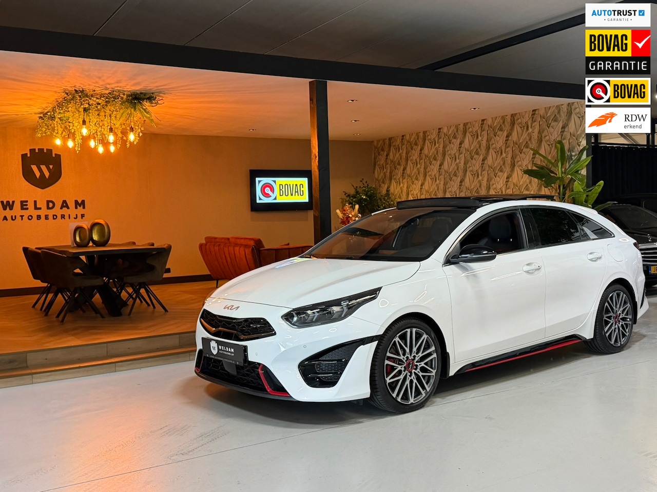 Kia Pro cee'd - 1.6 T-GDi GT Facelift|Trekhaak|Pano|Camera|Memory|Alcantara|StuurVW|StoelVW|JBL Audio|ACC| - AutoWereld.nl