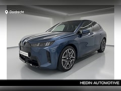 BMW iX - xDrive45 101 kWh M-Sport | 22" | Driving Assistant Professional | Trekhaak | Harman Kardon