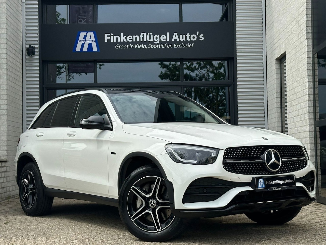 Mercedes-Benz GLC-klasse - 300e 4MATIC AMG-line |Pano |Trekhaak |Adapt.Cruise |Camera |Ambiente+ | - AutoWereld.nl