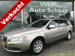 Volvo V70 - 2.0i Family Line | Rijklaar | Geïntegreerde zitverhogers Vaste trekhaak Lichtmetaal