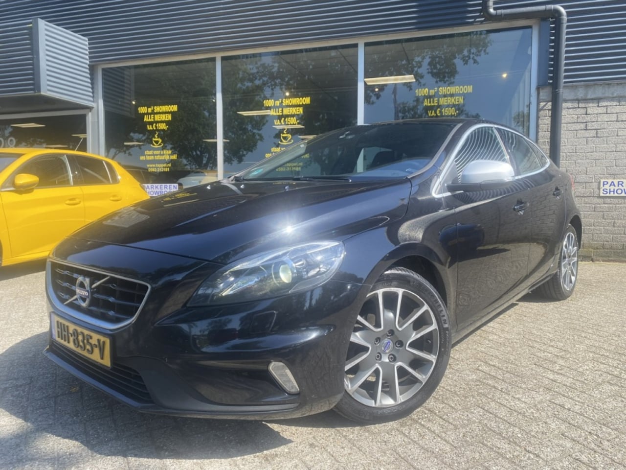Volvo V40 - 2.0 D2 R-Design Bns - AutoWereld.nl