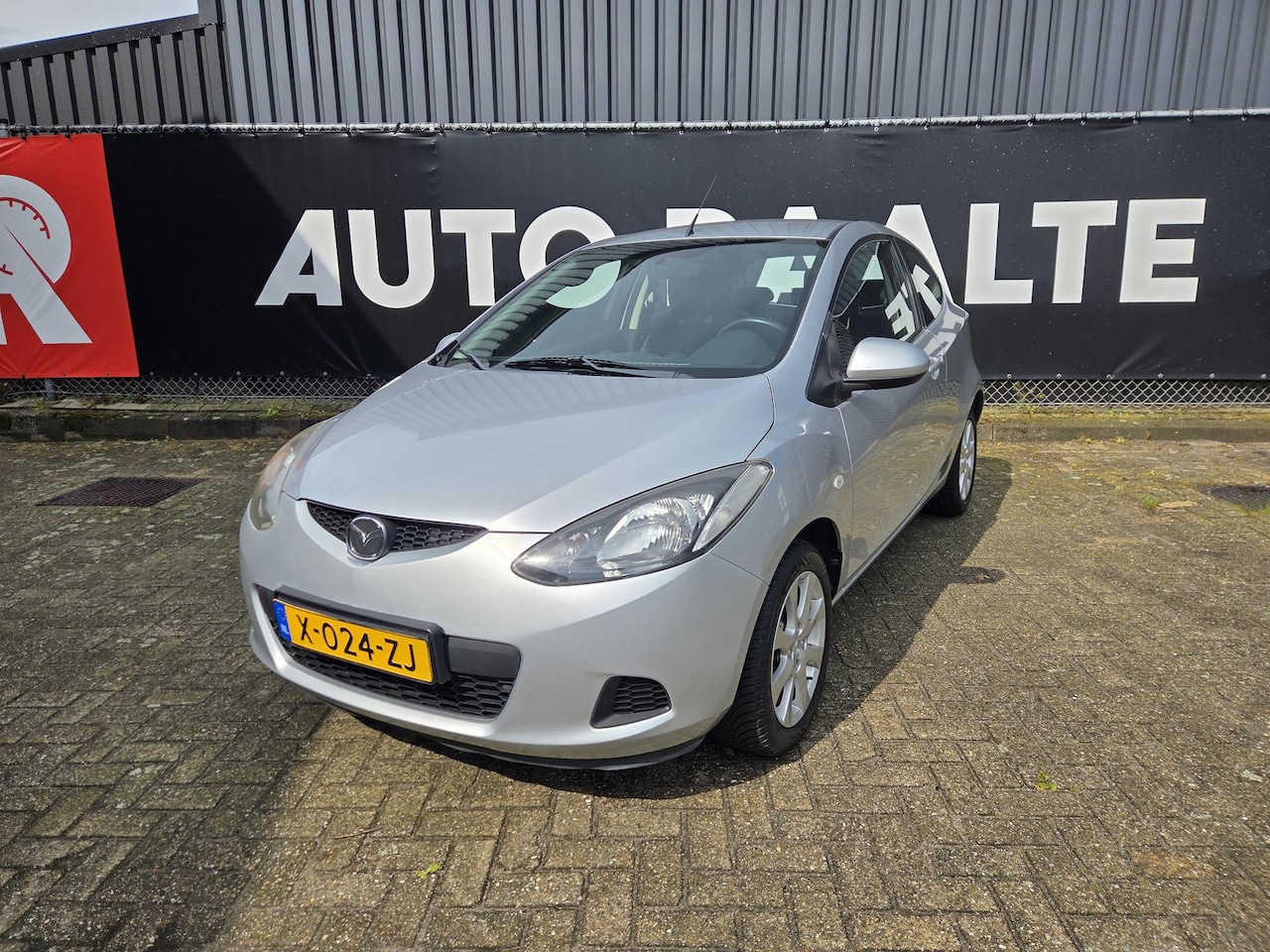 Mazda 2 - 1.3 S-VT Touring 1.3 S-VT Touring Nieuwe Apk - AutoWereld.nl