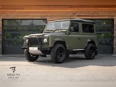Land Rover Defender 90 - 136pk | Benzine