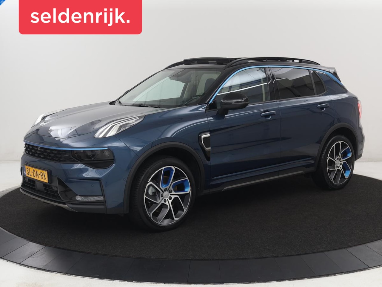 Lynk & Co 01 - 1.5 Plug In | Panoramadak | infinity by Harman | 360 Camera | Adaptive cruise | Stoelverwa - AutoWereld.nl