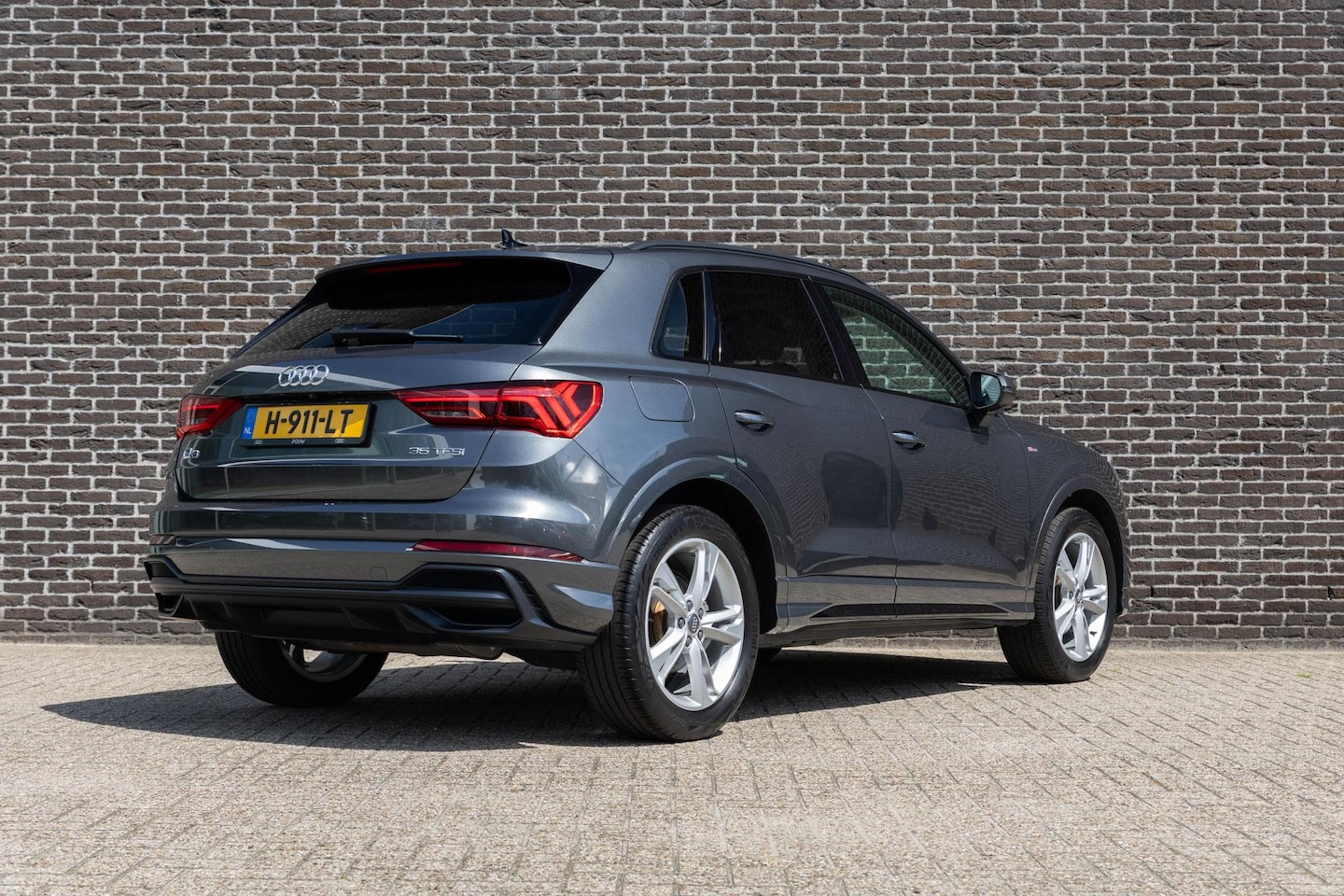 Audi Q3 - 35 TFSI 150pk S-tronic S Line Pro Line S | Panoramadak | Wegkl. Trekhaak | Achteruitrijcam - AutoWereld.nl