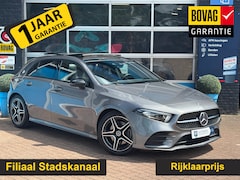 Mercedes-Benz A-klasse - 220 4MATIC Premium Plus Gratis Afleverpakket | Achteruitrijcamera | Premium Audio |