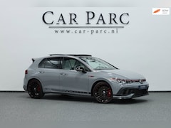 Volkswagen Golf - 2.0 TSI GTI Clubsport 45 Jahre Edition 300+PK AKRAPOVIC/IQ/VIRTUAL/SFEER/PANO/LEER/CAM/LIN